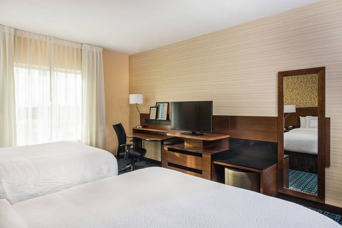 Imagen de la habitación del Hotel Fairfield Inn and Suites By Marriott Dayton. Foto 9