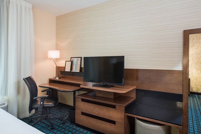 Imagen de la habitación del Hotel Fairfield Inn and Suites By Marriott Dayton. Foto 14