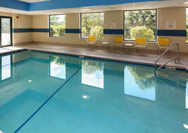 Imagen de la piscina del Hotel Fairfield Inn and Suites By Marriott Des Moines West. Foto 10