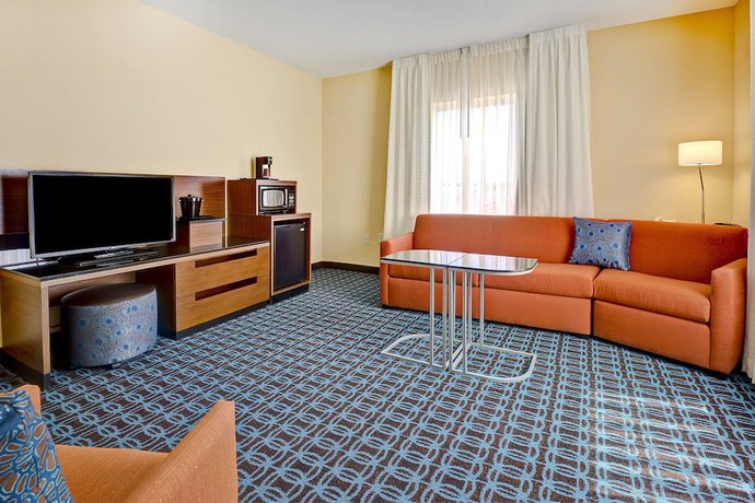 Imagen de la habitación del Hotel Fairfield Inn and Suites By Marriott Durham Southpoint. Foto 9
