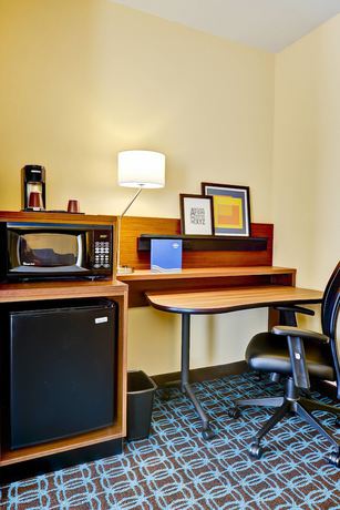 Imagen de la habitación del Hotel Fairfield Inn and Suites By Marriott Durham Southpoint. Foto 12