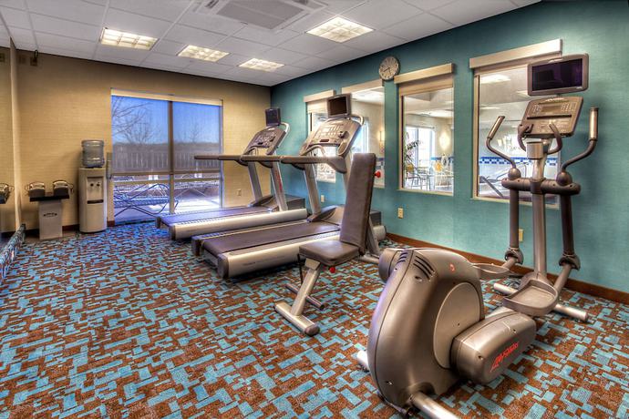 Imagen de los interiores del Hotel Fairfield Inn and Suites By Marriott Edmond. Foto 10