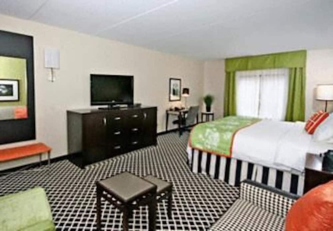Imagen de la habitación del Hotel Fairfield Inn and Suites By Marriott Elkin Jonesville. Foto 1