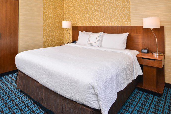 Imagen de la habitación del Hotel Fairfield Inn and Suites By Marriott Eugene East/springfield. Foto 2