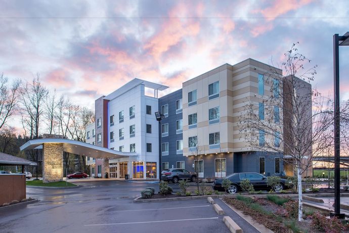 Imagen general del Hotel Fairfield Inn and Suites By Marriott Eugene East/springfield. Foto 1