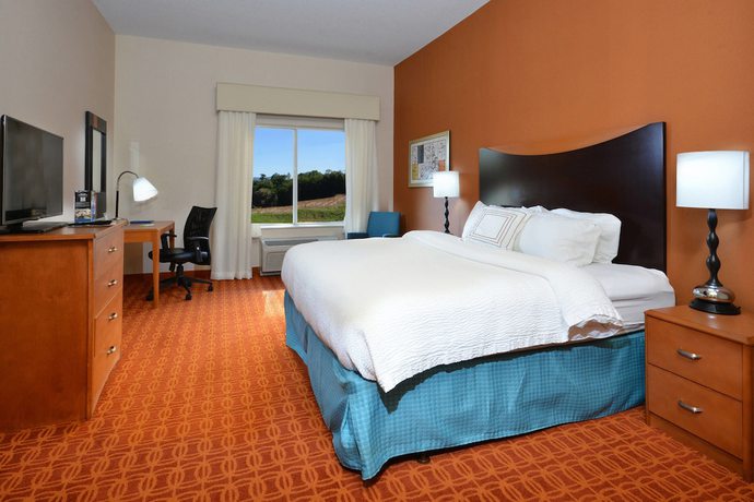 Imagen de la habitación del Hotel Fairfield Inn and Suites By Marriott. Foto 14