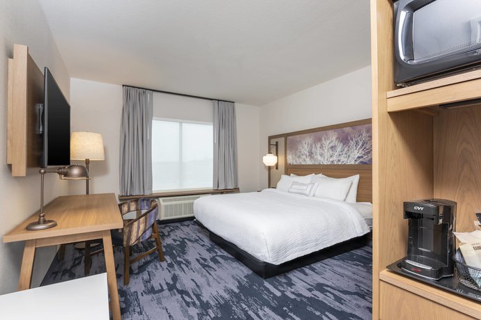 Imagen de la habitación del Hotel Fairfield Inn and Suites By Marriott Fair Oaks Farms. Foto 6