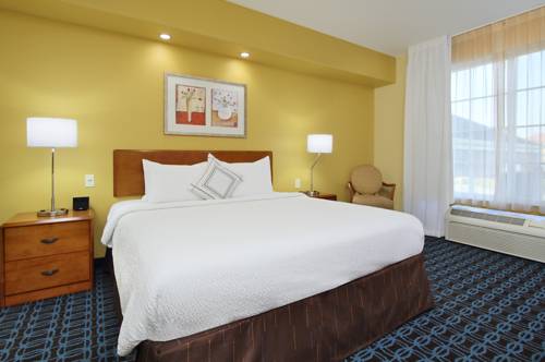 Imagen de la habitación del Hotel Fairfield Inn and Suites By Marriott Fairfield Napa Valley. Foto 10
