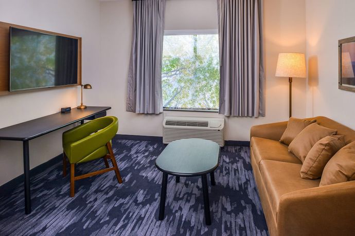 Imagen de la habitación del Hotel Fairfield Inn and Suites By Marriott Fort Worth Southwest At Cityview. Foto 6