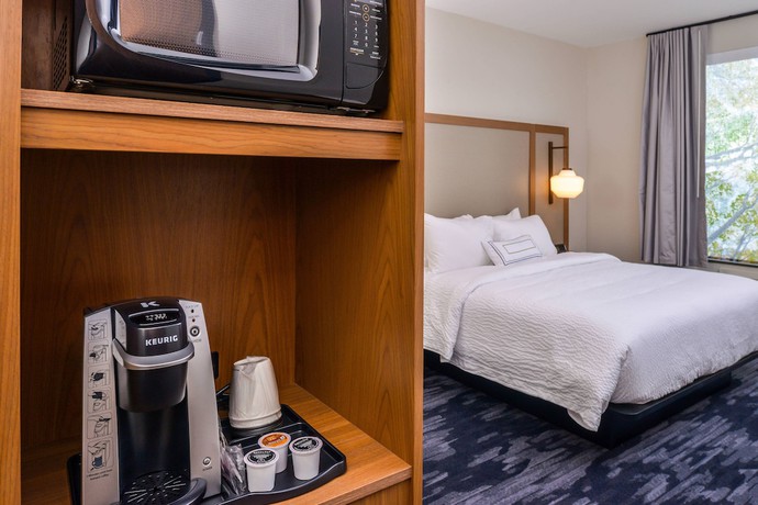 Imagen de la habitación del Hotel Fairfield Inn and Suites By Marriott Fort Worth Southwest At Cityview. Foto 9