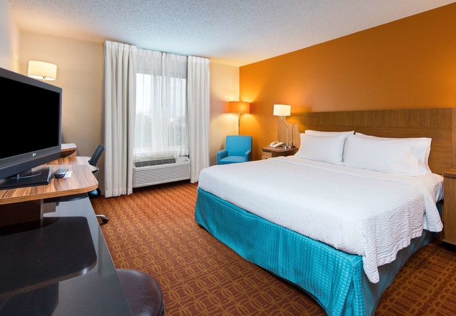 Imagen de la habitación del Hotel Fairfield Inn and Suites By Marriott Ft. Myers/cape Coral. Foto 6