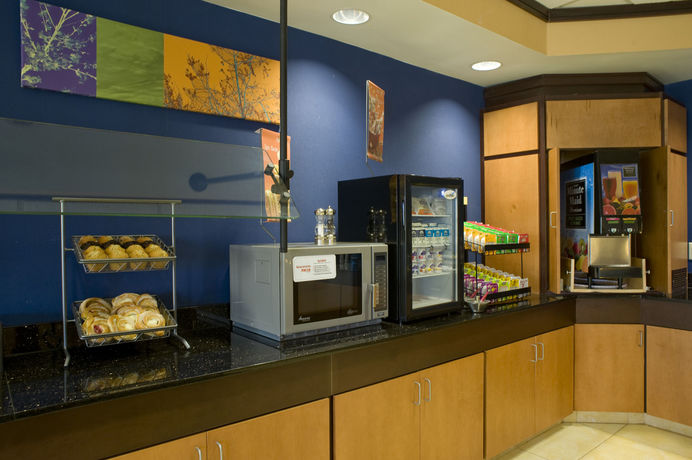Imagen de los interiores del Hotel Fairfield Inn and Suites By Marriott Gadsden. Foto 9