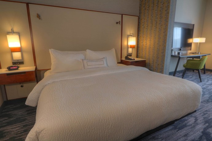Imagen de la habitación del Hotel Fairfield Inn and Suites By Marriott Gatlinburg Downtown. Foto 3