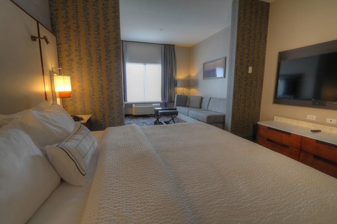 Imagen de la habitación del Hotel Fairfield Inn and Suites By Marriott Gatlinburg Downtown. Foto 4