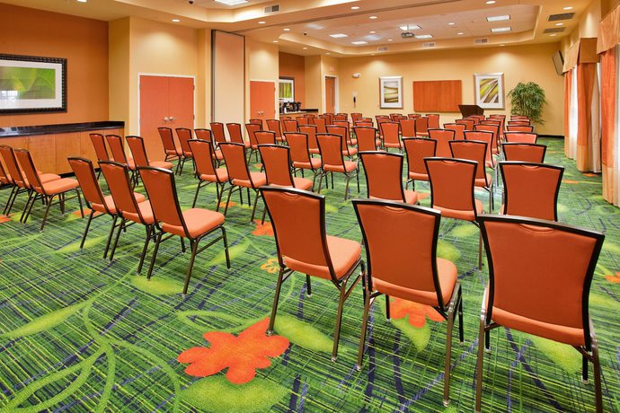 Imagen de los interiores del Hotel Fairfield Inn and Suites By Marriott Grand Island. Foto 17