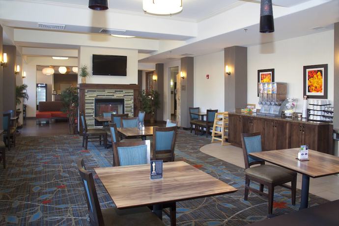 Imagen del bar/restaurante del Hotel Fairfield Inn and Suites By Marriott Grand Junction Downtown. Foto 2