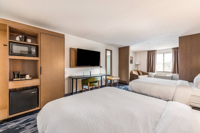 Imagen de la habitación del Hotel Fairfield Inn and Suites By Marriott Greensboro Coliseum Area. Foto 10