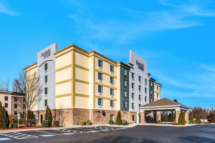Imagen general del Hotel Fairfield Inn and Suites By Marriott Greensboro Coliseum Area. Foto 1