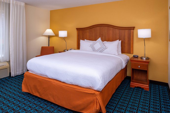 Imagen de la habitación del Hotel Fairfield Inn and Suites By Marriott Greensboro Wendover. Foto 2