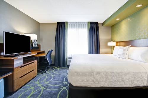 Imagen de la habitación del Hotel Fairfield Inn and Suites By Marriott Guelph. Foto 6