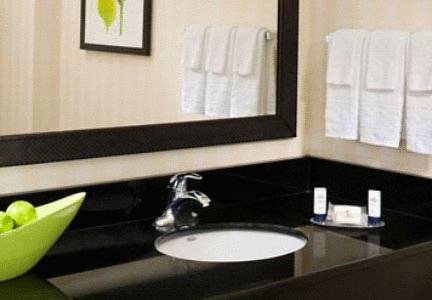 Imagen de la habitación del Hotel Fairfield Inn and Suites By Marriott Harrisonburg. Foto 4