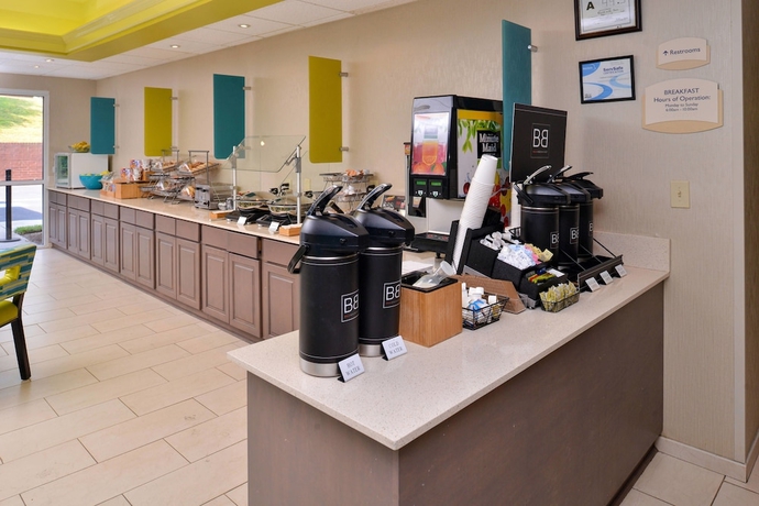 Imagen del bar/restaurante del Hotel Fairfield Inn and Suites By Marriott Hickory. Foto 7