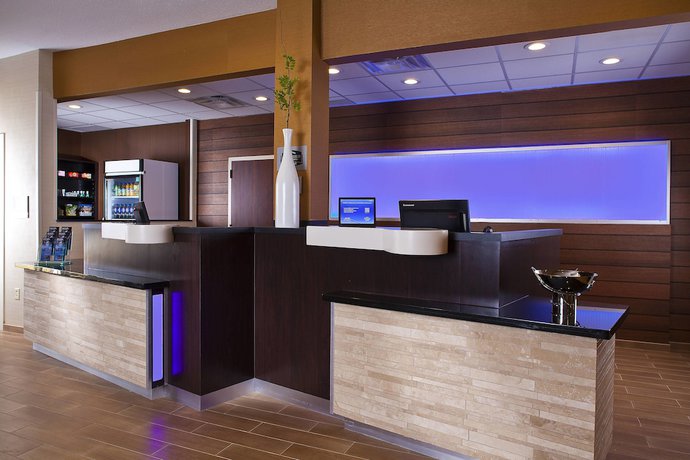 Imagen de los interiores del Hotel Fairfield Inn and Suites By Marriott Houston Hobby Airport.. Foto 12