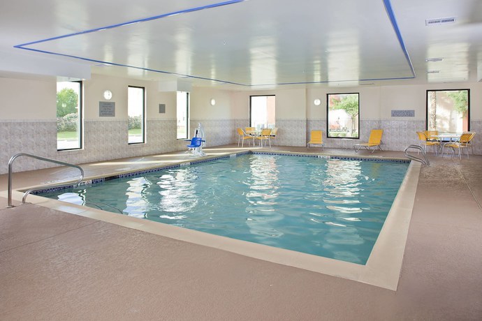Imagen de la piscina del Hotel Fairfield Inn and Suites By Marriott Houston Hobby Airport.. Foto 16