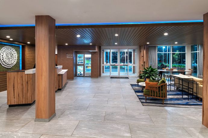 Imagen de los interiores del Hotel Fairfield Inn and Suites By Marriott Houston Missouri City. Foto 19