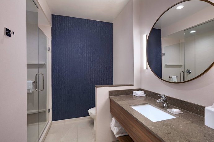 Imagen de la habitación del Hotel Fairfield Inn and Suites By Marriott Houston Missouri City. Foto 12