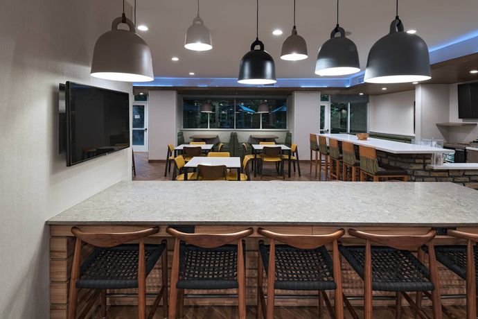 Imagen del bar/restaurante del Hotel Fairfield Inn and Suites By Marriott Houston Missouri City. Foto 3