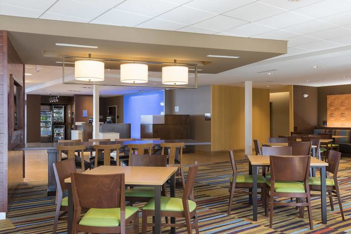 Imagen del bar/restaurante del Hotel Fairfield Inn and Suites By Marriott Indianapolis Fishers. Foto 4