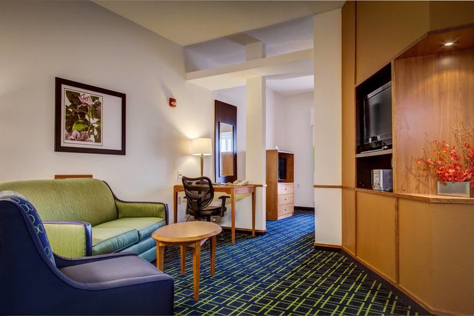 Imagen de la habitación del Hotel Fairfield Inn and Suites By Marriott Indianapolis Noblesville. Foto 7