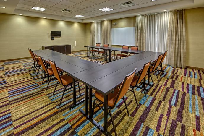 Imagen de los interiores del Hotel Fairfield Inn and Suites By Marriott Jackson. Foto 13