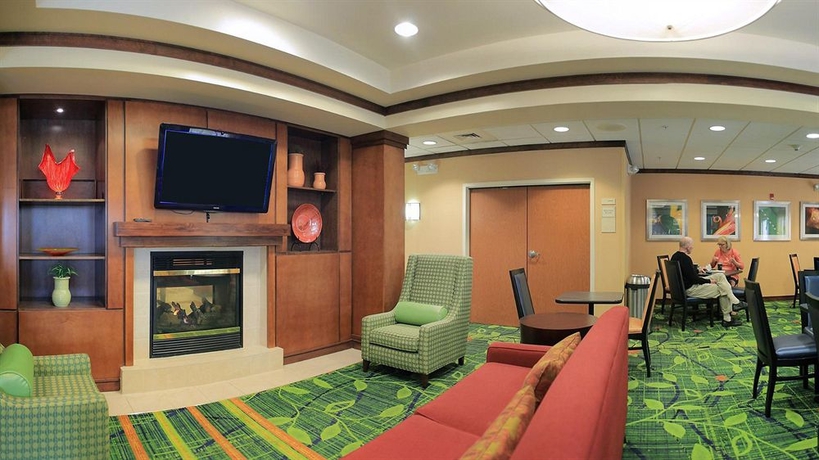 Imagen de los interiores del Hotel Fairfield Inn and Suites By Marriott Jacksonville Beach. Foto 6