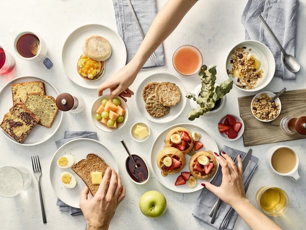 Imagen del bar/restaurante del Hotel Fairfield Inn and Suites By Marriott Lake Geneva. Foto 3