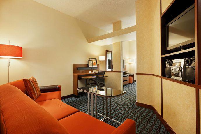 Imagen de los interiores del Hotel Fairfield Inn and Suites By Marriott Lake Oswego. Foto 7
