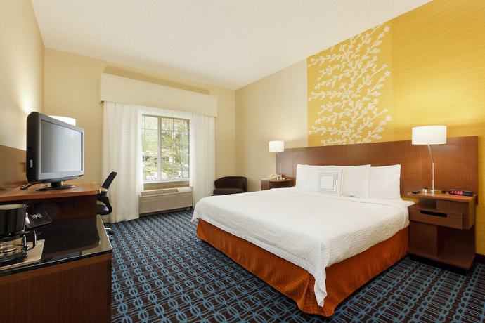 Imagen de la habitación del Hotel Fairfield Inn and Suites By Marriott Lake Oswego. Foto 3