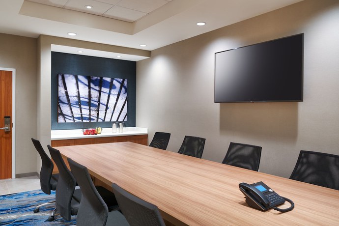 Imagen de los interiores del Hotel Fairfield Inn and Suites By Marriott Laurel. Foto 5