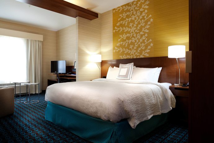 Imagen de la habitación del Hotel Fairfield Inn and Suites By Marriott Lethbridge. Foto 7