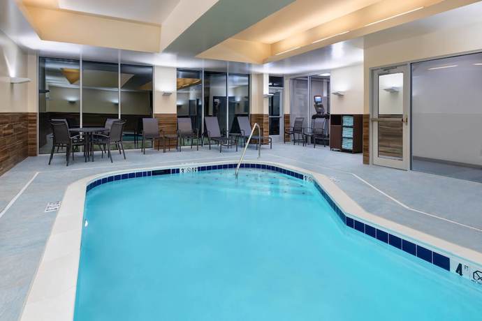 Imagen de la piscina del Hotel Fairfield Inn and Suites By Marriott Lexington East/i-75. Foto 13