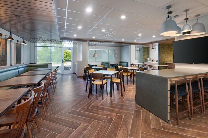 Imagen del bar/restaurante del Hotel Fairfield Inn and Suites By Marriott Lexington East/i-75. Foto 2