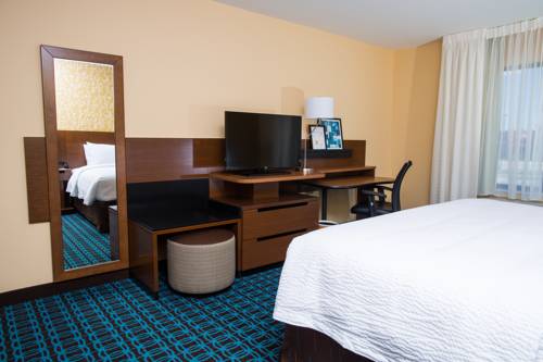 Imagen de la habitación del Hotel Fairfield Inn and Suites By Marriott Lincoln Southeast. Foto 6