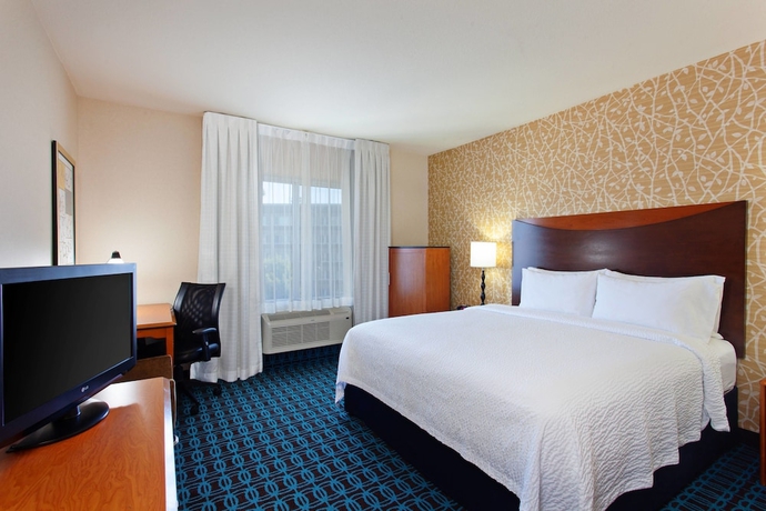 Imagen de la habitación del Hotel Fairfield Inn and Suites By Marriott Los Angeles West Covina. Foto 9