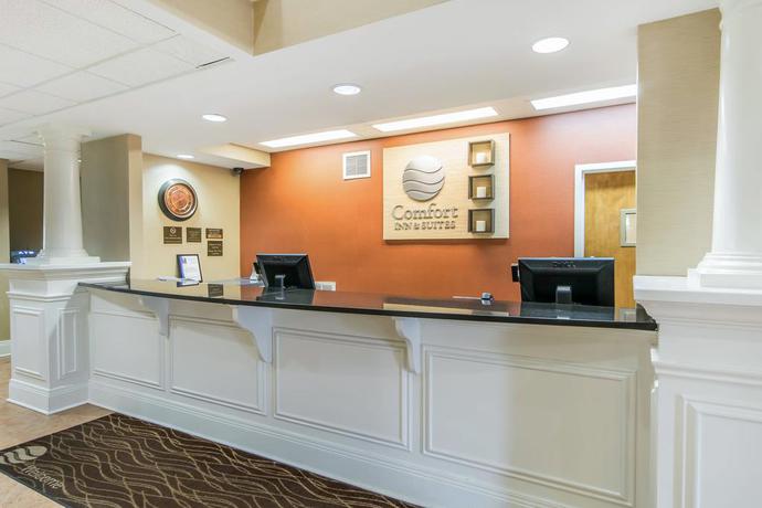 Imagen de los interiores del Hotel Fairfield Inn and Suites By Marriott Louisville Airport. Foto 6