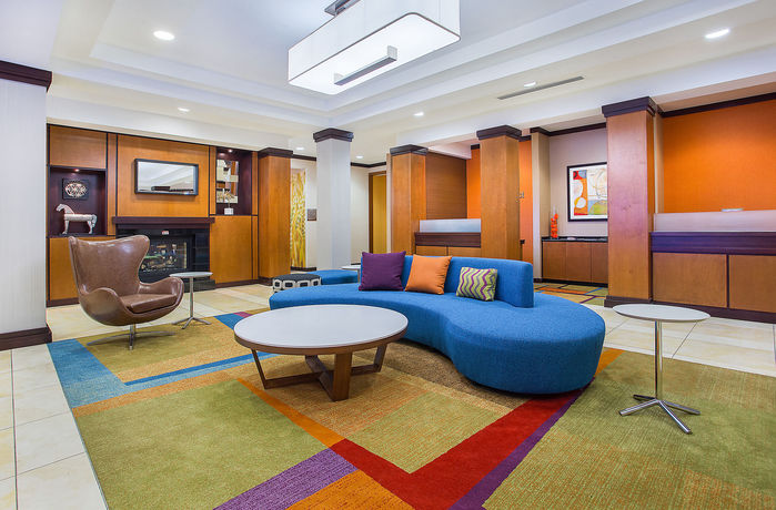Imagen de los interiores del Hotel Fairfield Inn and Suites By Marriott Louisville East. Foto 9
