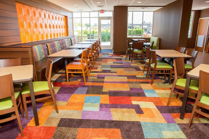 Imagen de los interiores del Hotel Fairfield Inn and Suites By Marriott Lumberton. Foto 10
