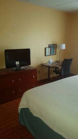 Imagen de la habitación del Hotel Fairfield Inn and Suites By Marriott Lumberton. Foto 7