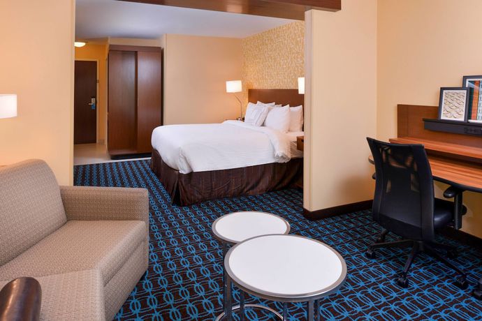 Imagen de la habitación del Hotel Fairfield Inn and Suites By Marriott Martinsburg. Foto 5