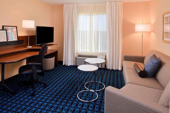 Imagen de la habitación del Hotel Fairfield Inn and Suites By Marriott Martinsburg. Foto 7